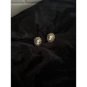 Vintage Cameo Style Earrings Gold Tone Black Background Oval Shape for Pierced